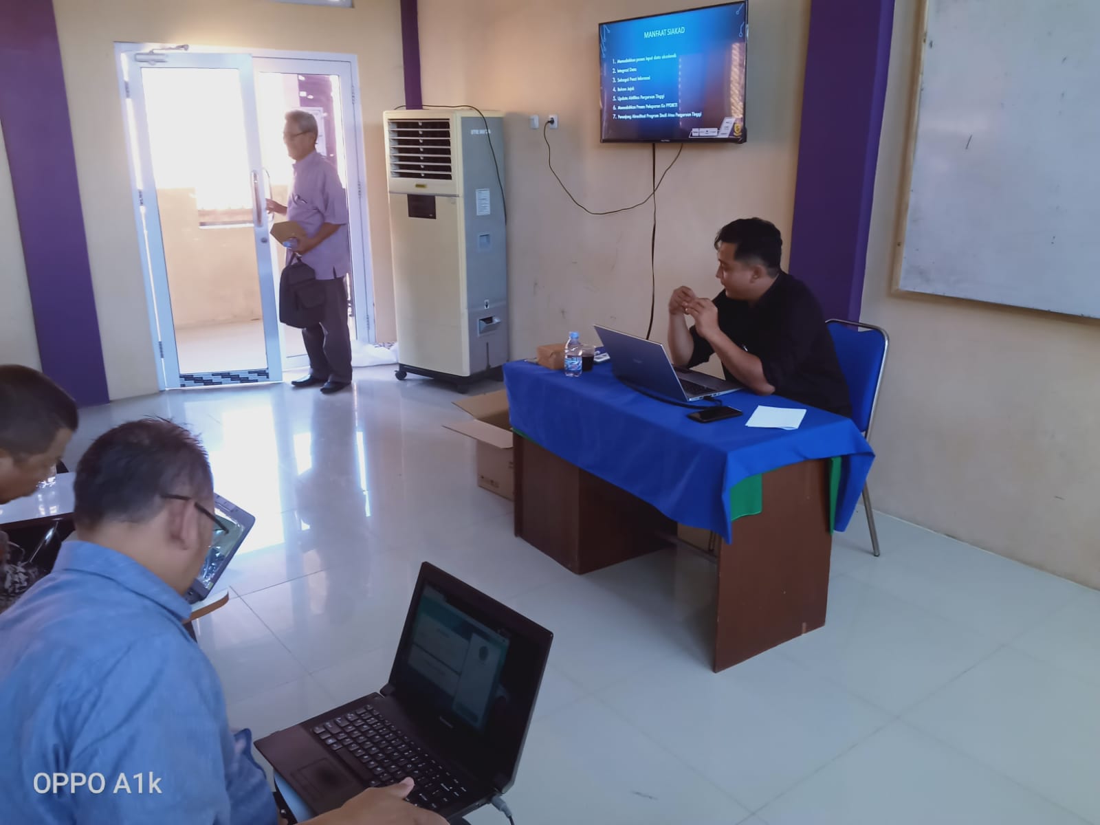 Workshop Penggunaan Sistem Informasi Akademik untuk Dosen STIE Miftahul Huda